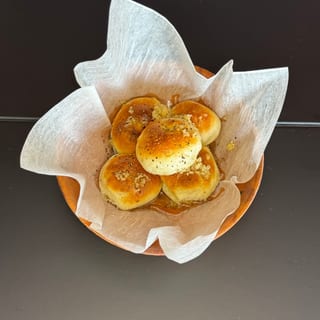 Garlic Knots Dozen